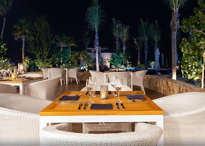 Three Bdr Penthouse Ocean Front-villa La Valencia Resort *