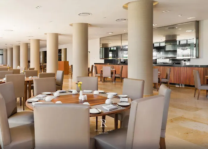 Three Bdr Penthouse Ocean Front-villa La Valencia