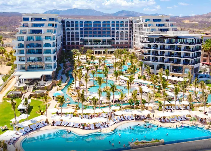 Resort Three Bdr Penthouse Ocean Front-villa La Valencia