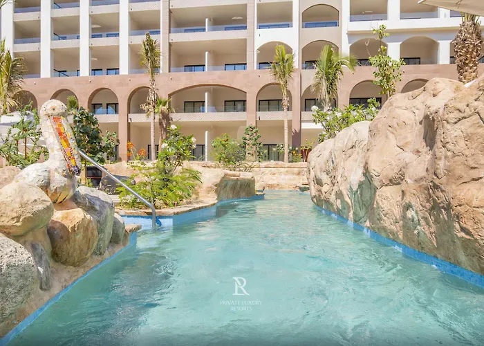 Three Bdr Penthouse Ocean Front-villa La Valencia Resort