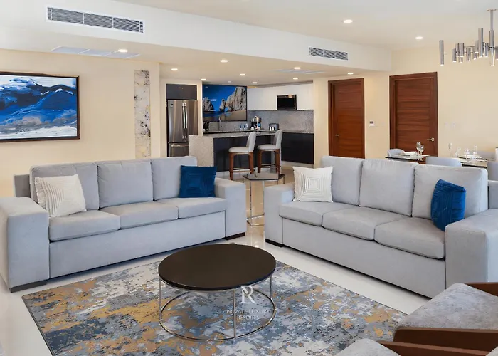 Three Bedroom Penthouse Oceanfront Suite - Villa La Valencia Resort *